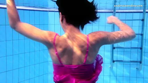 UnderwaterShow Video: Zlata Oduvanchik