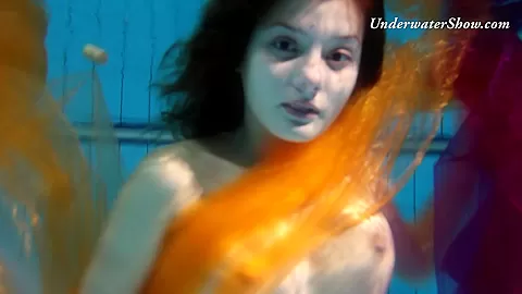 UnderwaterShow Video: Edwige