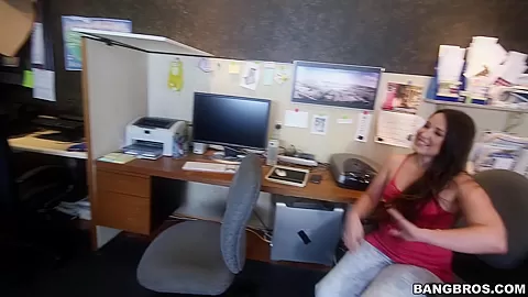 Monster cock makes that white girl pussy cream - MonstersOfCock