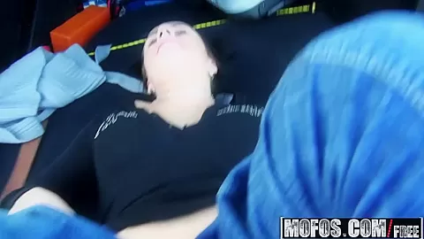 Mofos - Public Pick Ups - Zuzana - Fuck the Solo Act lets go Hardcore