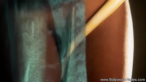 Indian Girl Getting Totally Nude And Naked