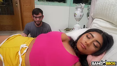 Violet Catches Her Step-Bro Red Handed - BigTitsRoundAsses