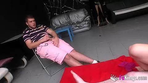 teen 18+ wants her first interracial threesome