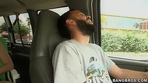 Random jogger ends up getting fucked - BangBus