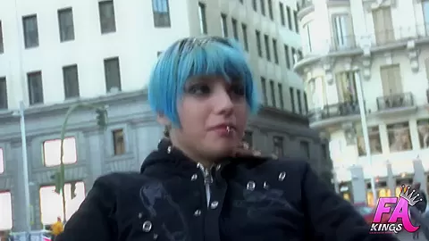 Drilling a 19yo alternative girl up her ass