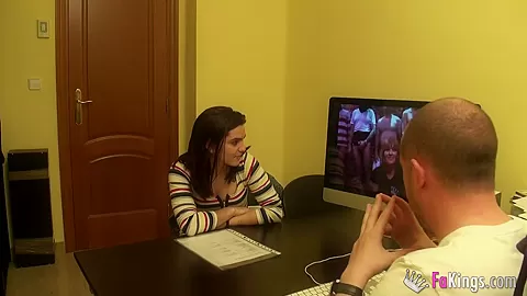 FAKings casting II: Patricia and her giant clit