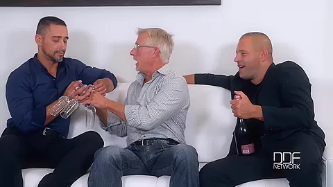 Sealing The Deal: Hot BabeВ’s Fuckholes Stuffed By Two Studs - PornWorld