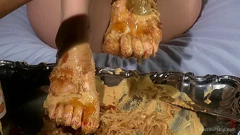 Peanut Butter and Jelly Toe Sandwiches Lesbian Foot Sploshing