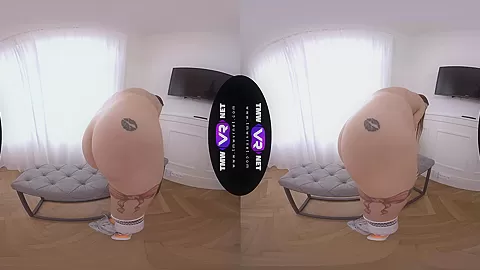 Deep solo orgasm before a date