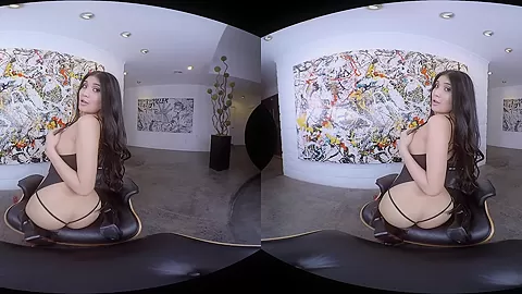 An Orgasm At The Museum