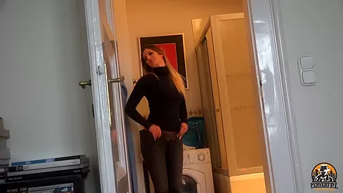 Skipping Work - PropertySex