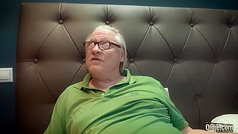 Big natural boobs teen 18+ gets fucked by grandpa