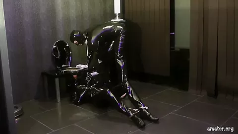 Lady Letizia & Slave in Lady Letizia: Toilette - KINK