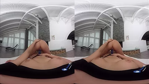 Lez Strap-On VR