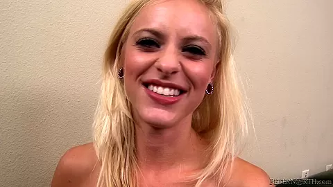 Slutty blonde goes deepthroat with big boner