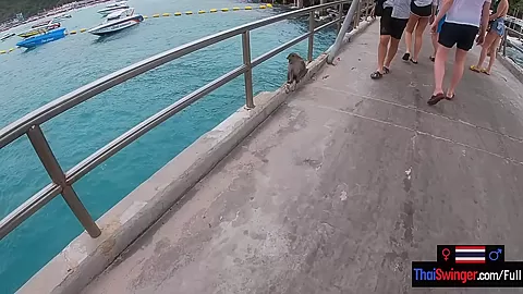 Boat trip with my Asian teen 18+ girlfriend became sex in public