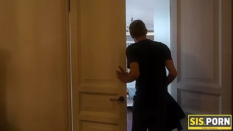 SIS.PORN. Girl has sex with blindfold on eyes so she doesnt know fucker is stepbrother