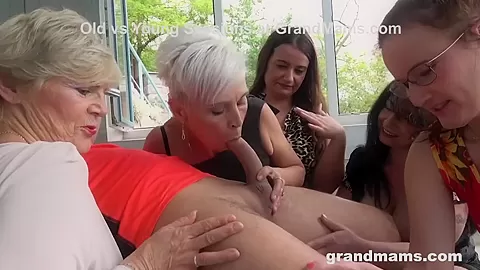 Worn Out Grannies just Wanna Stretch