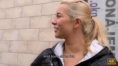 HUNT4K. Hunter catches the right moment to seduce teen 18+ blonde
