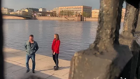 Horny Doc makes sexy beaut squirt and reach orgasm