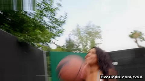 Jenna Foxx in Busty B-Ball Babe - Exotic4k