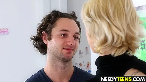 Hailey Reed wants to get creampied