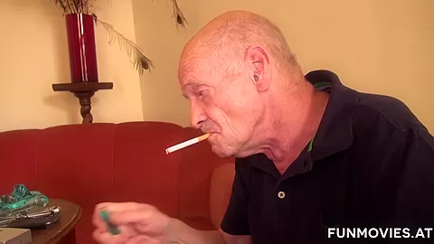 It´s Her Duty To Please
