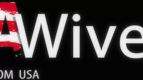 USAWives slim blonde granny Cindy solo play