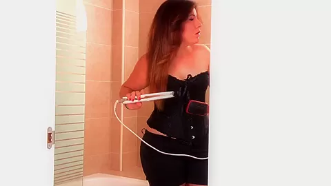 Married Step mom Estrella desperately wants to fuck Jordi