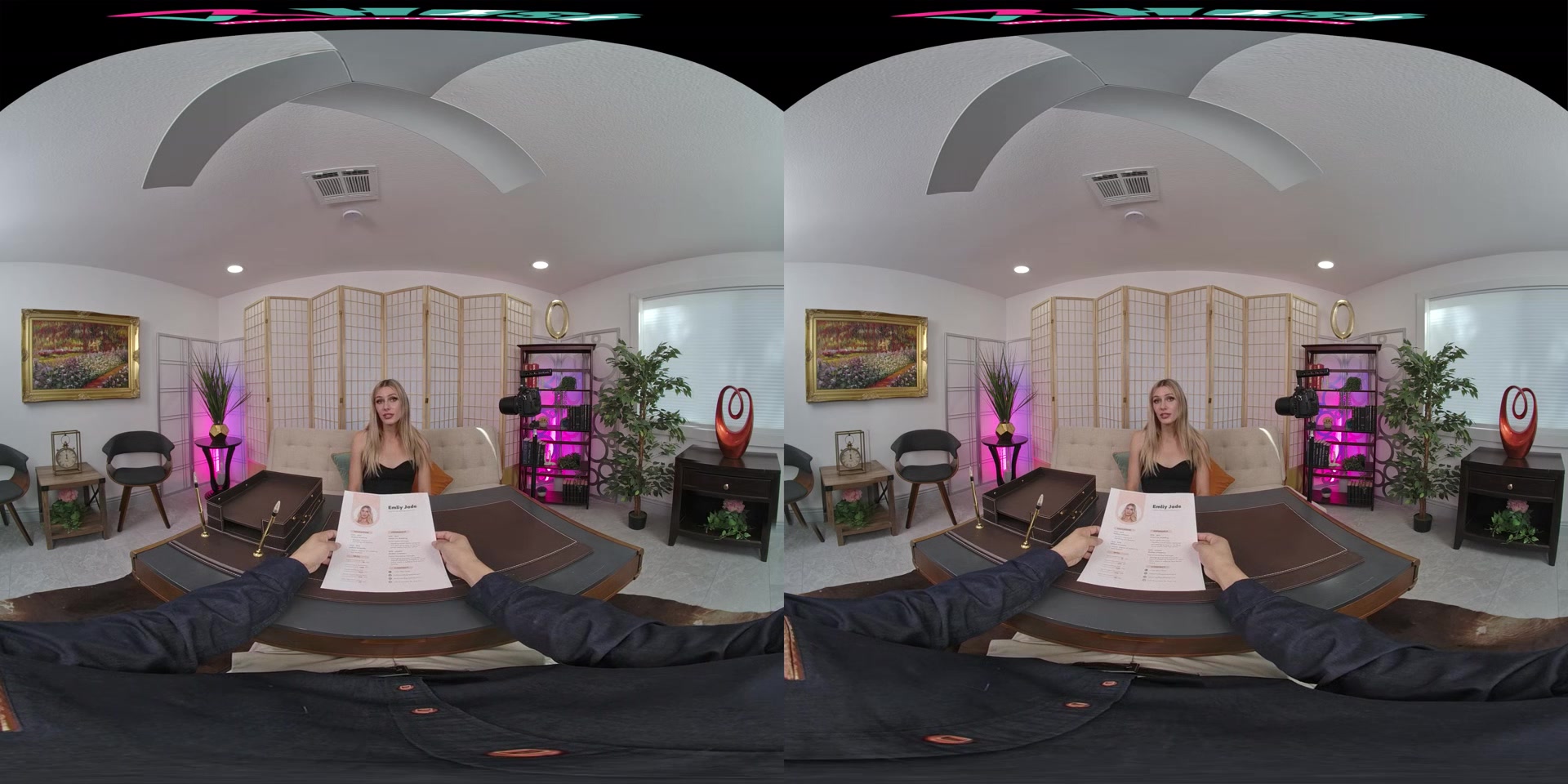 Emily Jade & Austin Pierce - VR Porn Video