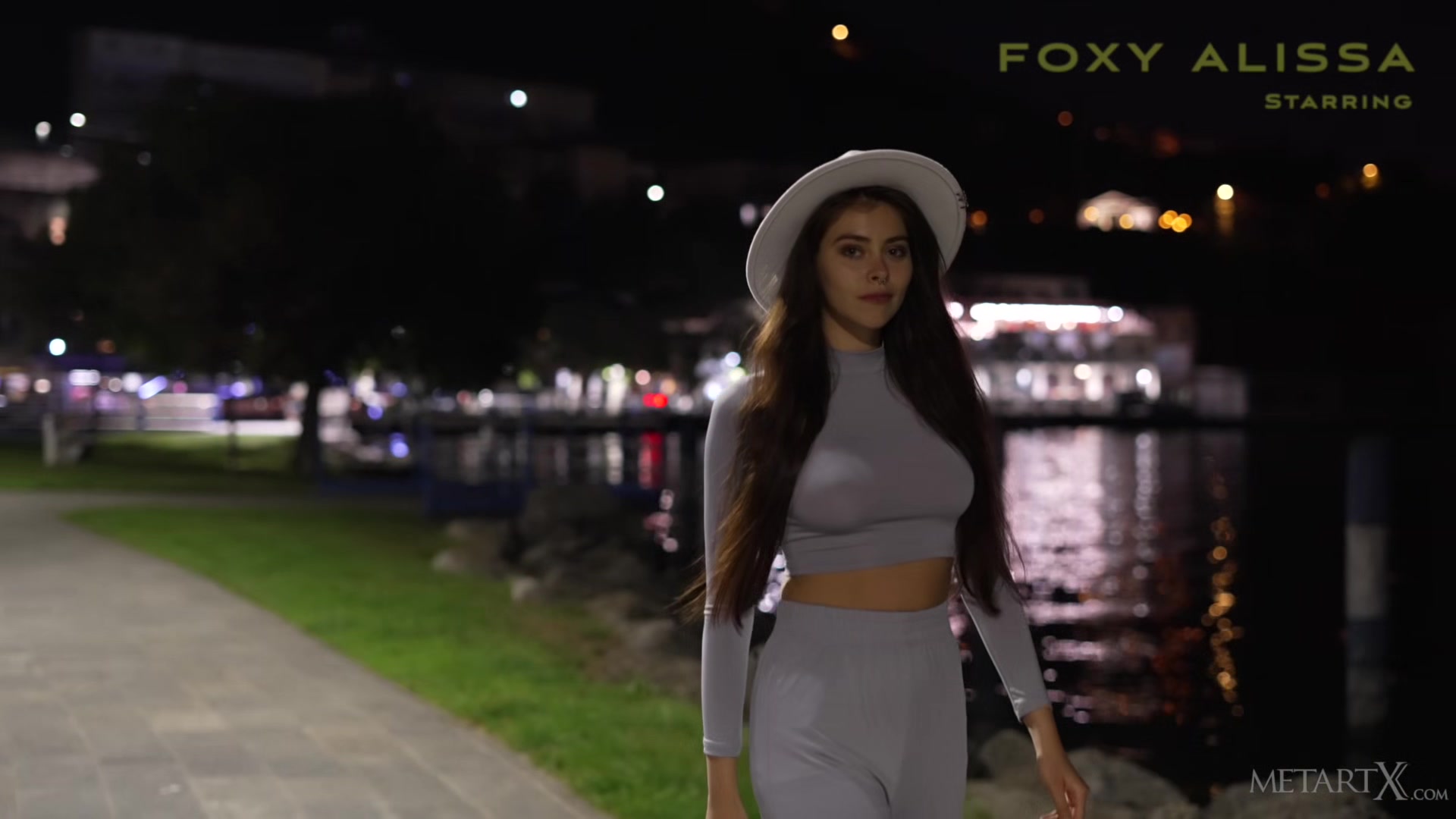 Stranger In The Night 2 - Foxy Alissa