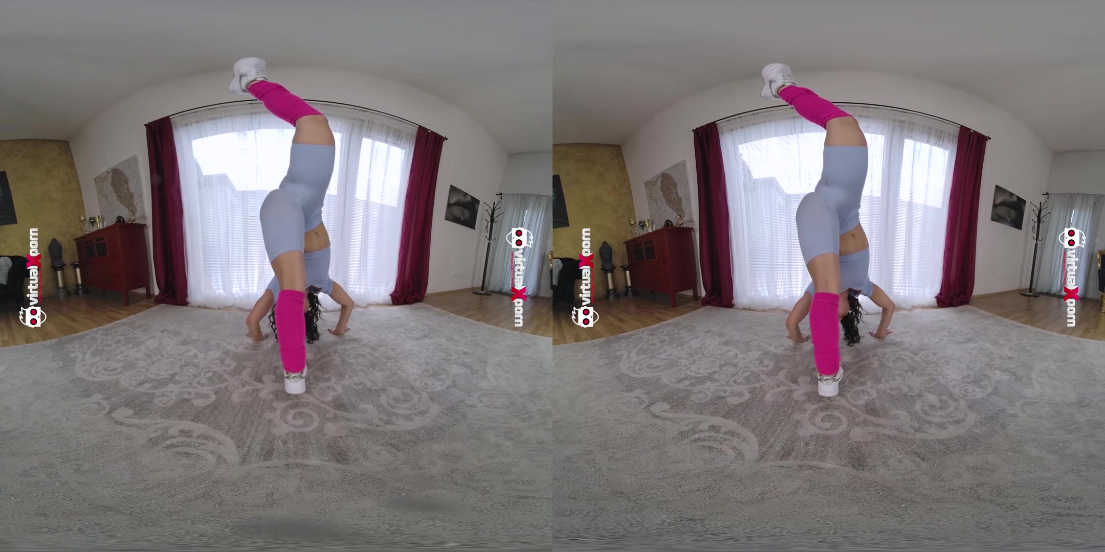 Milf Lola Danger stretching her flexi body