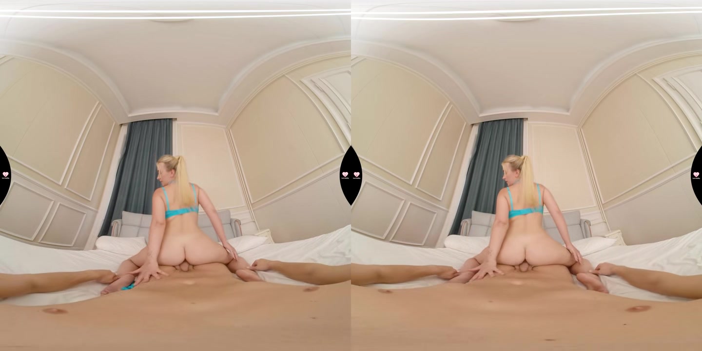 Perfect Treatment From Hot Blonde - LustReality