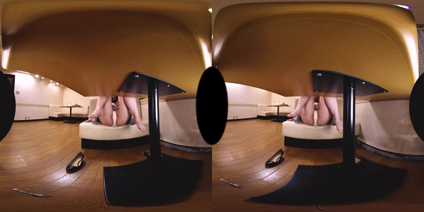 Akane Sagara in Virtual Dive: A Temptation Sweeter than Dessert - FANTASTICA