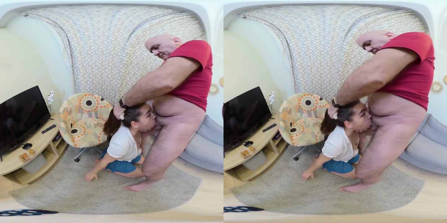 19y.o. Elise Moon. Beginning. What was the First Sex (According to her Stories) with Stepgrandpa - VRmodels