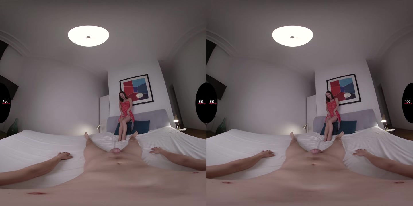 Kate Almost Ruines Your Massive Cumshot - VRedging