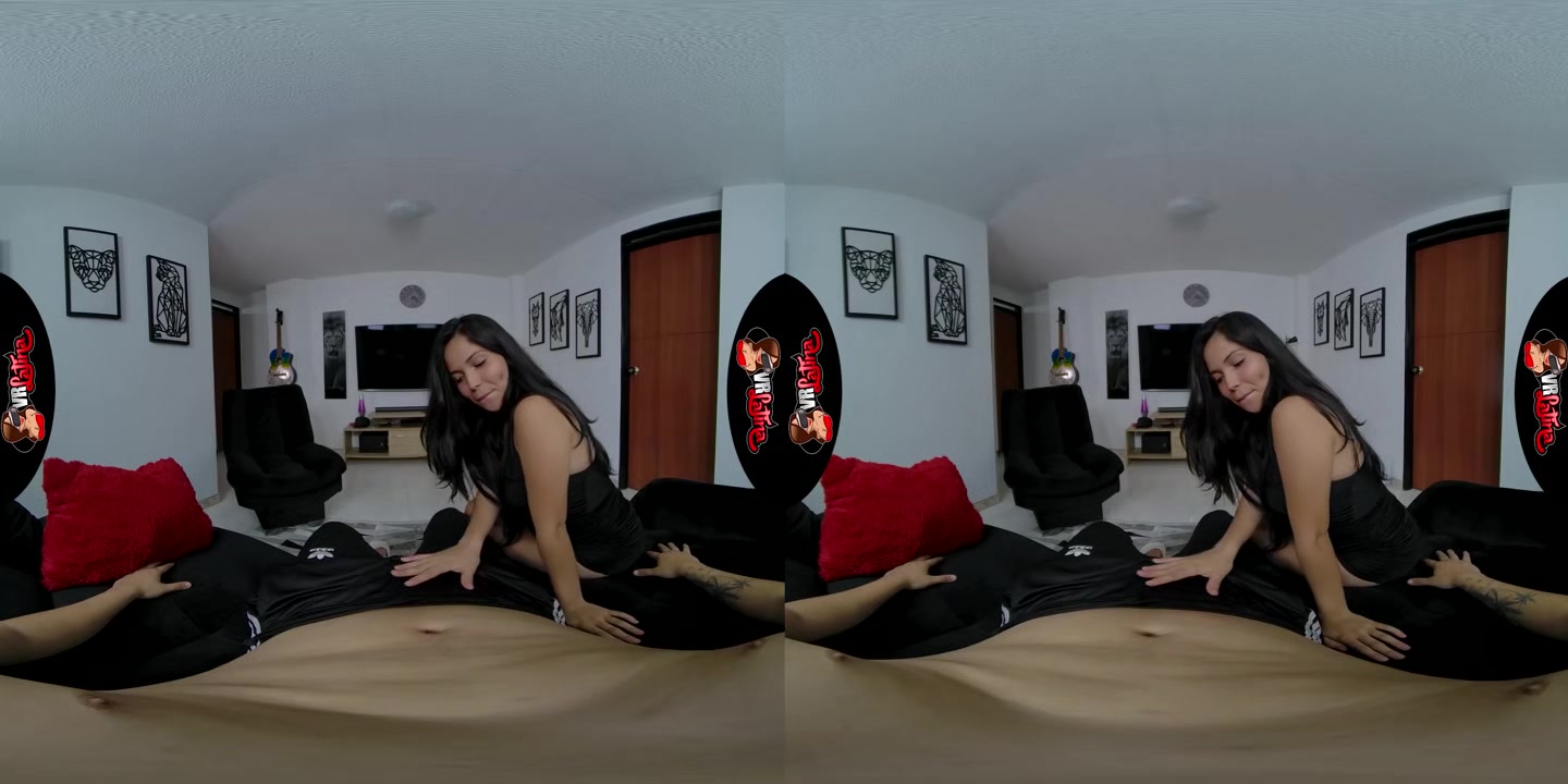 My Friends Little StepSister - VRLatina