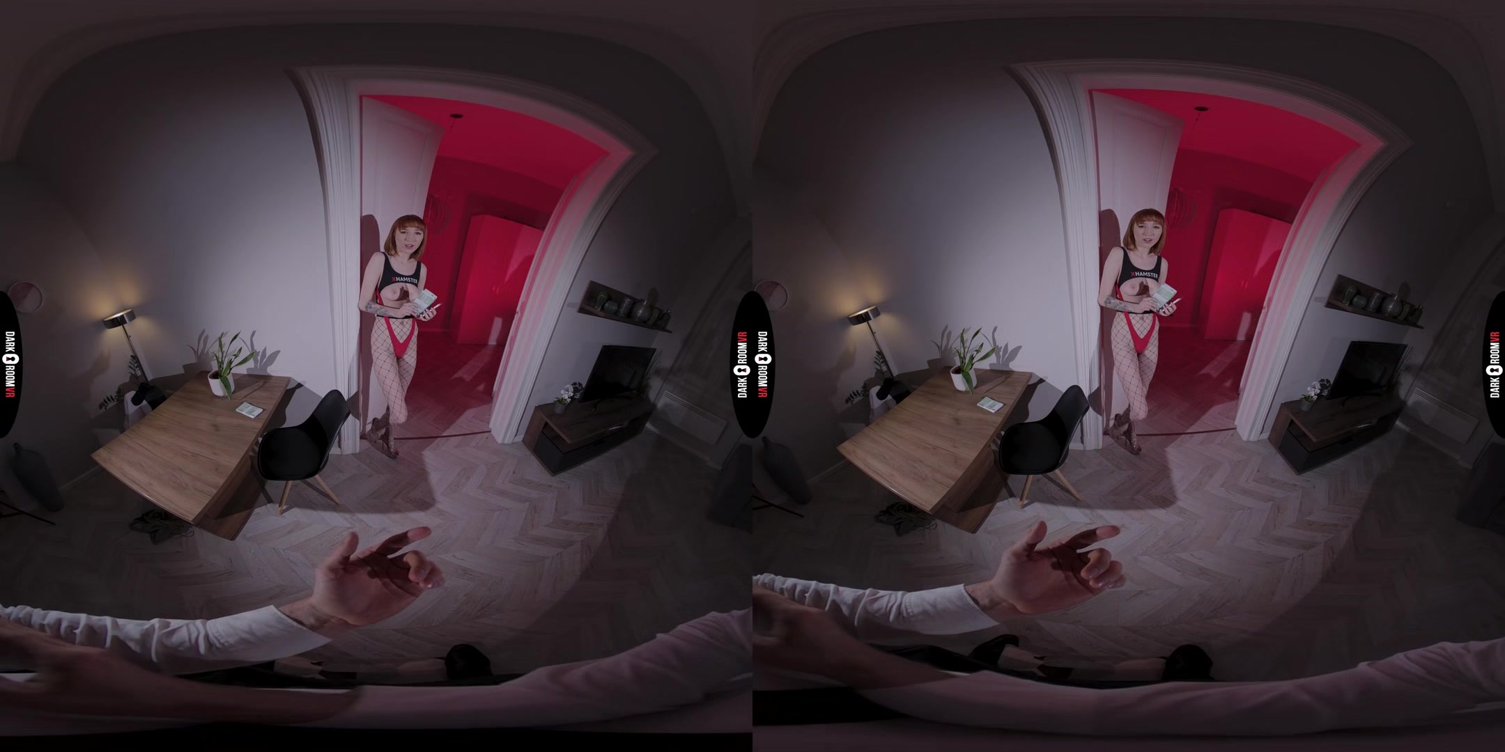 Lilly Mays VR Porn: Home Not Alone - DarkRoomVR