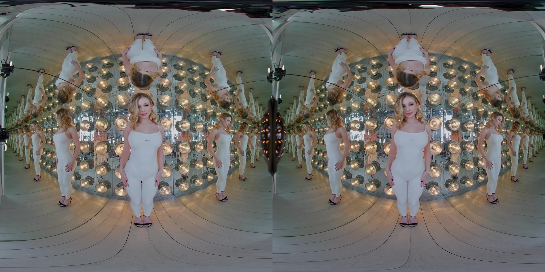 Vitruvian Girl In The Mirror Cube