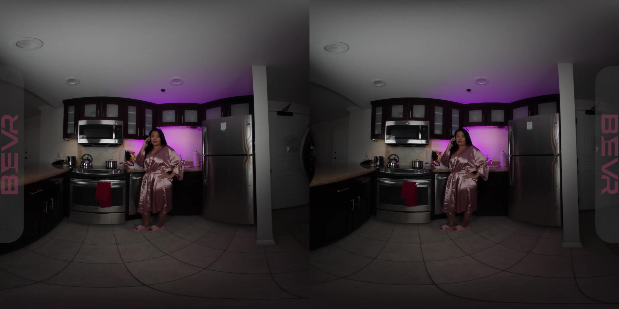 Vr Krystal Davis - Stepmommy Shows You The Way Bevr