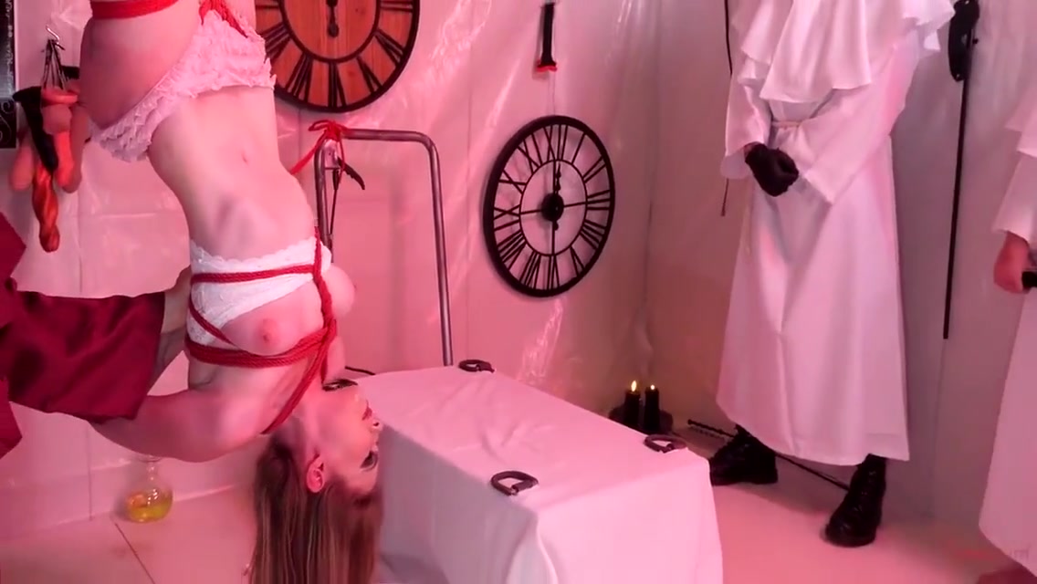 Rebel Rhyder And Charlotte Sartre In Ass Stretched Teen 18+ Gapes Wide After Huge Dildo