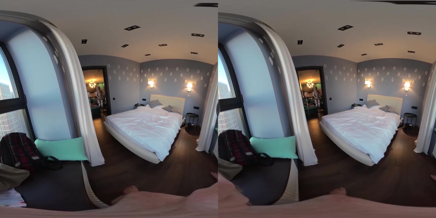 Hot Blonde Milf Jessika Trunk Cleaning My Room & Dick Twice - VRmodels