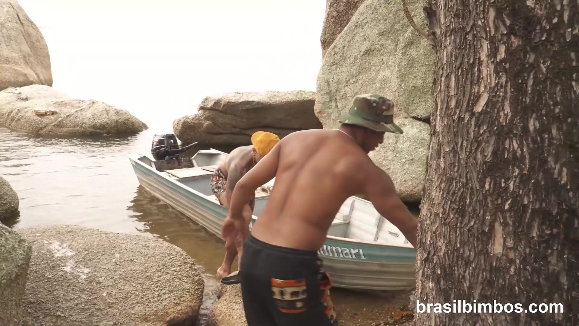 Two Guys Find Lost Latina Wanesse Boyer who can’t wait to Pay them Back at BrasilBimbos