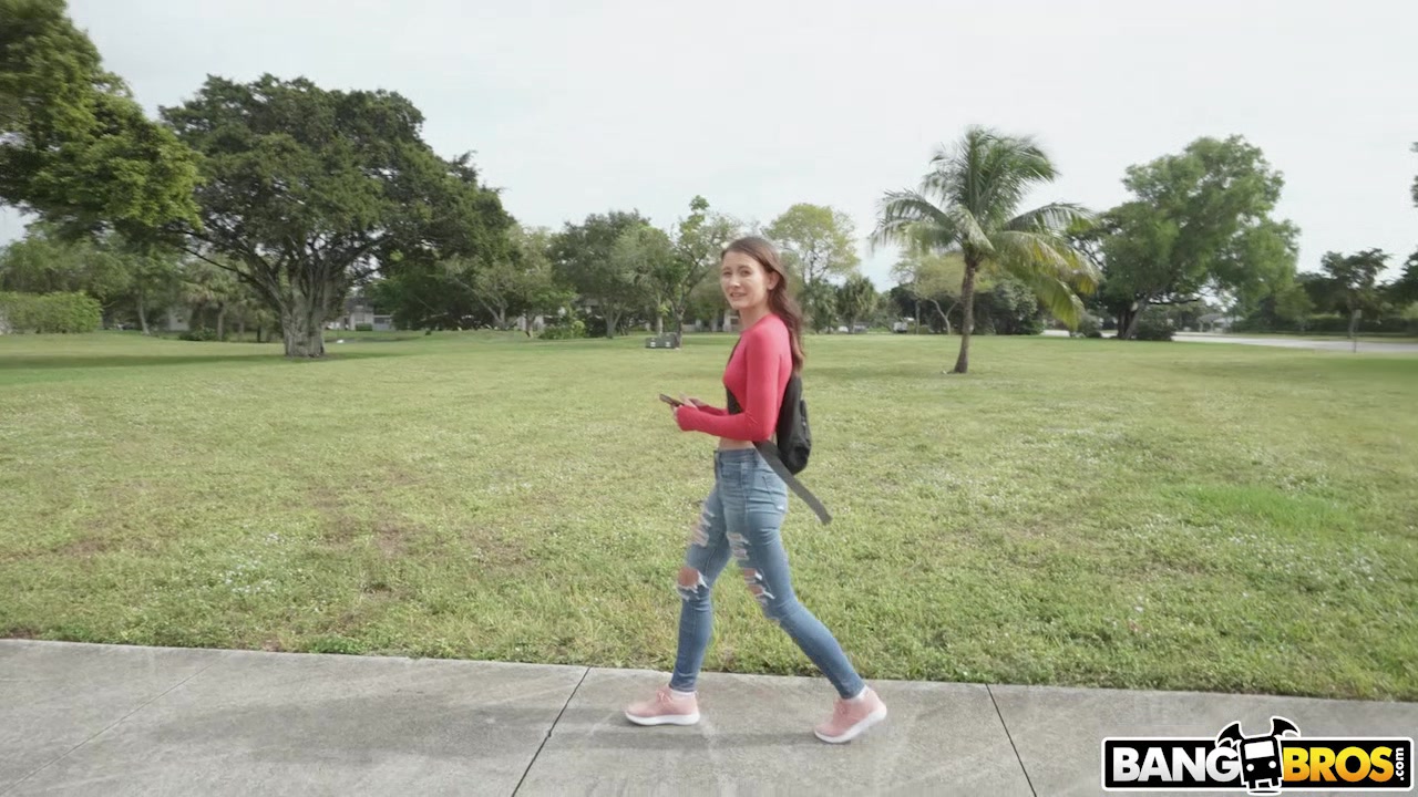 Model Desperate For Cash