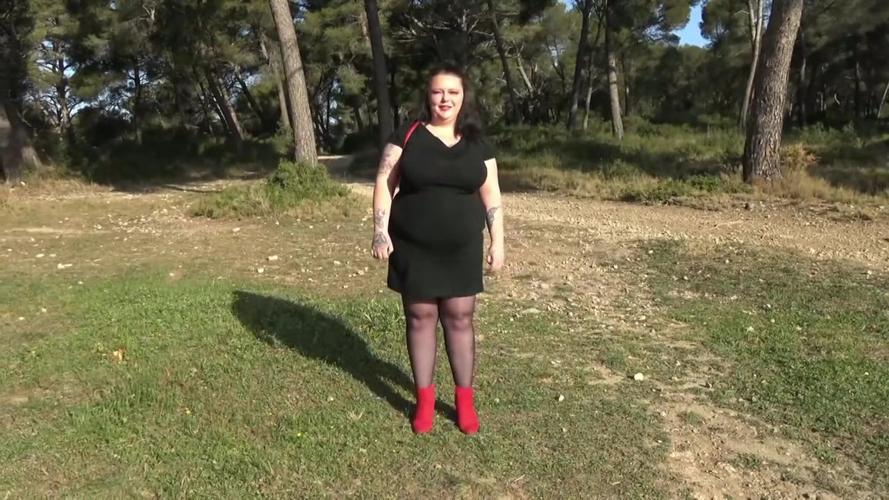 Lemon, 18 years old, student in Brest! - Jacquie et Michel TV