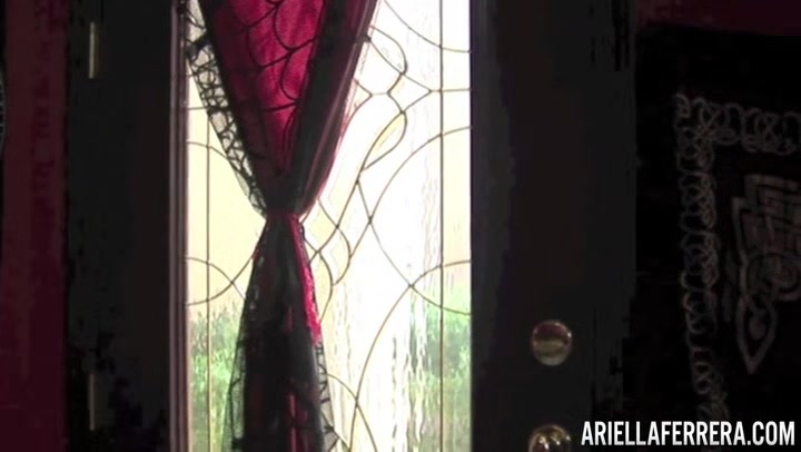 Ariella Ferrera in Under Zaya Vexxabella's Spell Clip#1