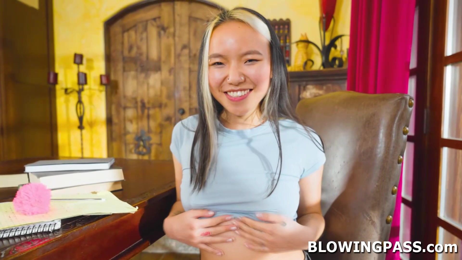 Petite asian teen babe gets bored and sucks tutors big cock