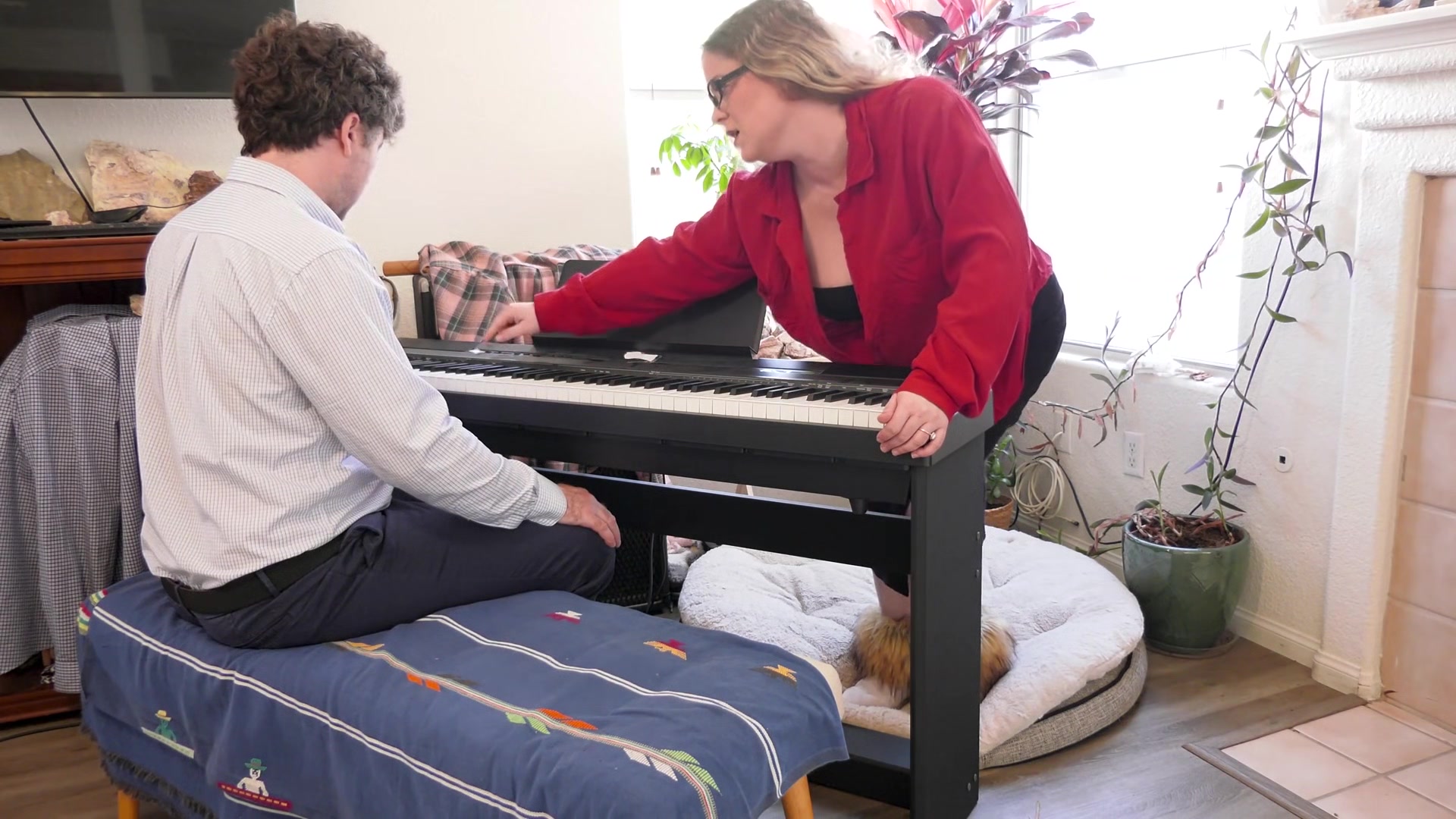 Stepmom Teaching Piano Lets Stepson Fuck Her Ass To Make It More