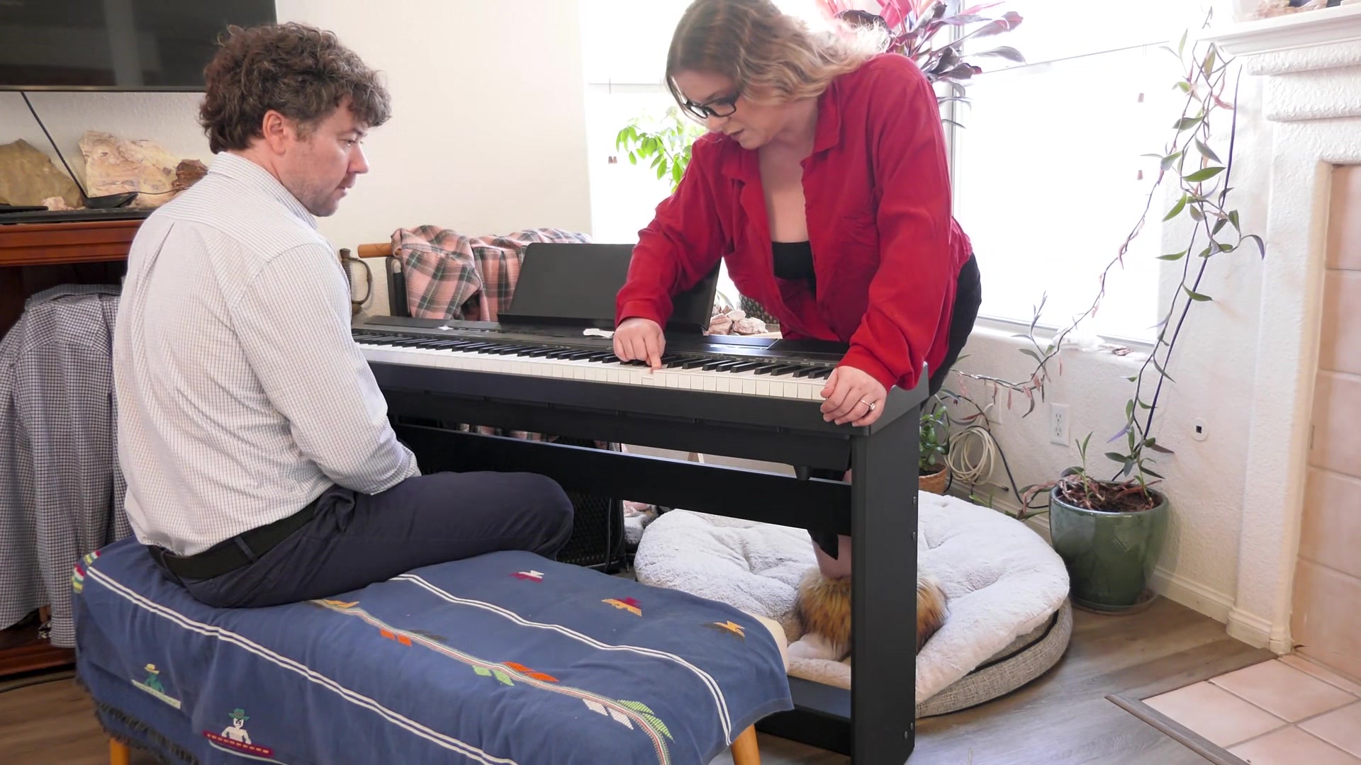 Stepmom Teaching Piano Lets Stepson Fuck Her Ass To Make It More