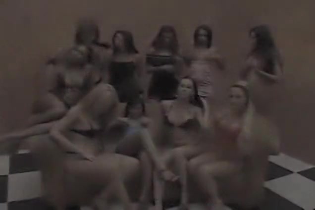 Shemales Line Up To Be Sucked Then Later Cum On Sucker